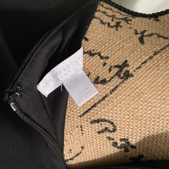 Black dress - Picture 3 of 3